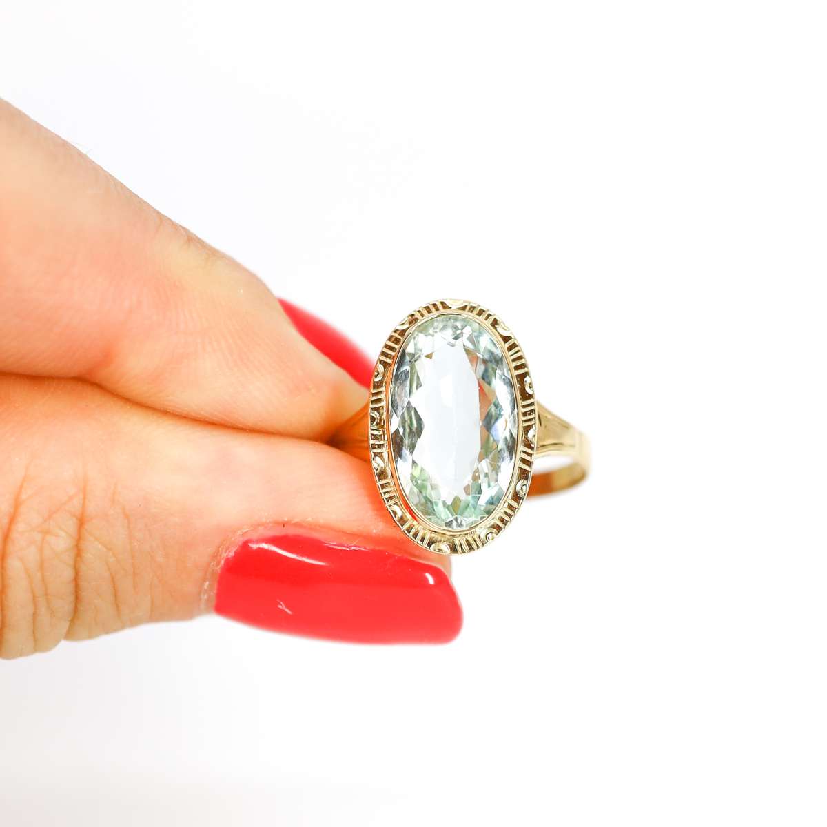 Aguamarina Vintage and Art Tyresta