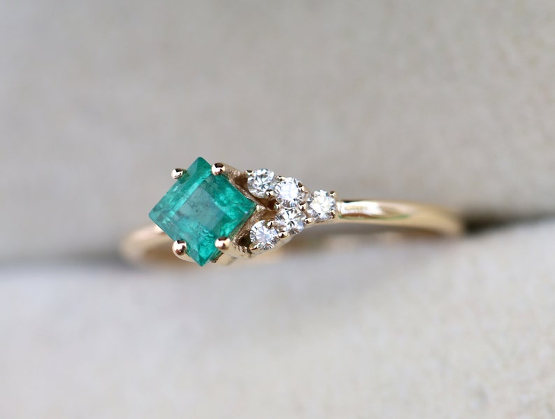 Esmeralda Unique Kander