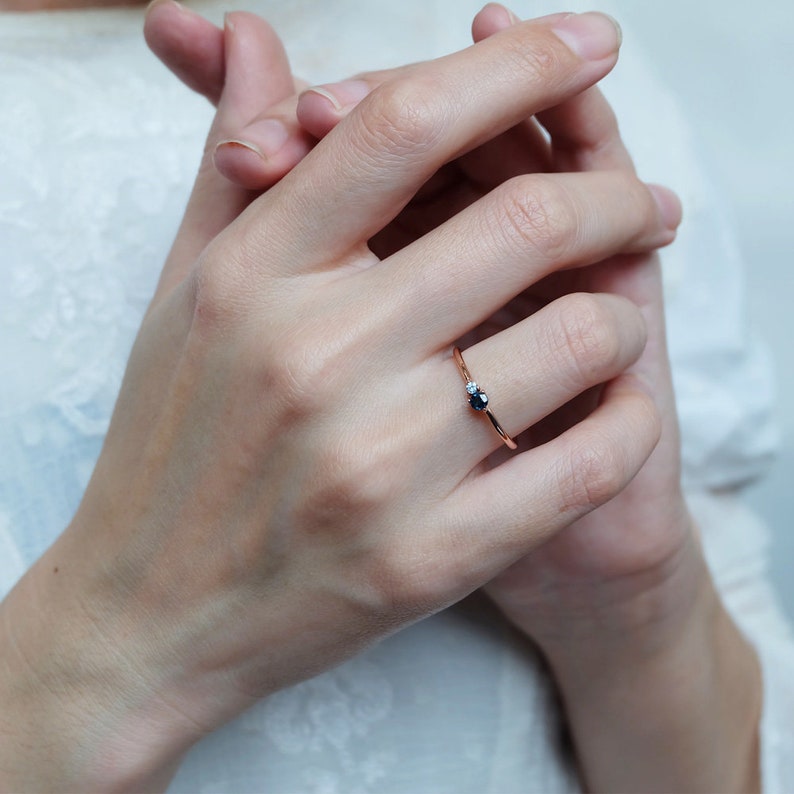 Zafiro azul Unique Torne