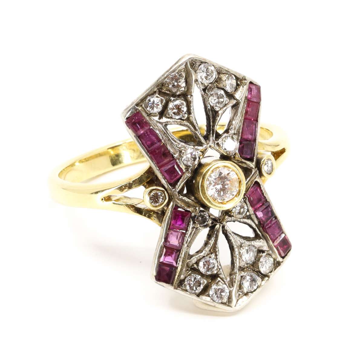 Rubí Vintage and Art Burren